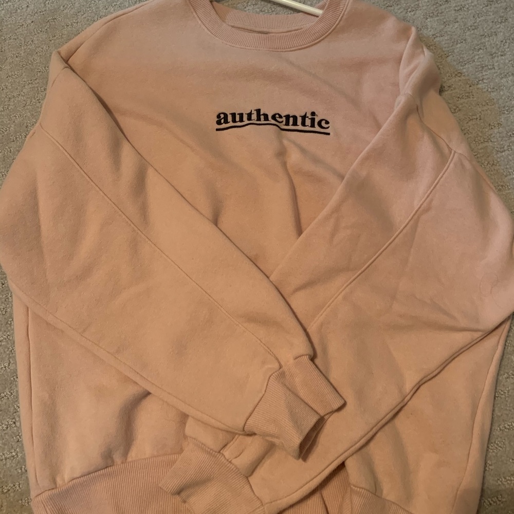 H&M authentic crewneck